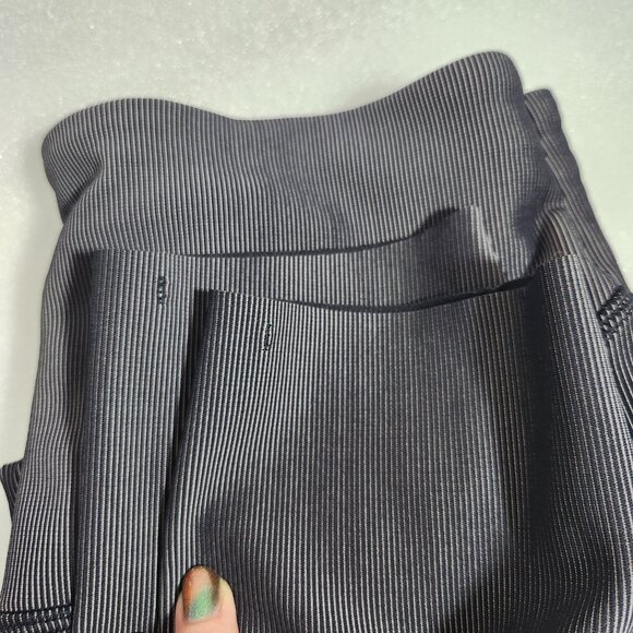Lululemon Base Pace High-Rise Running Two Toned Ribbed Tight Size 8 - Picture 9 of 16